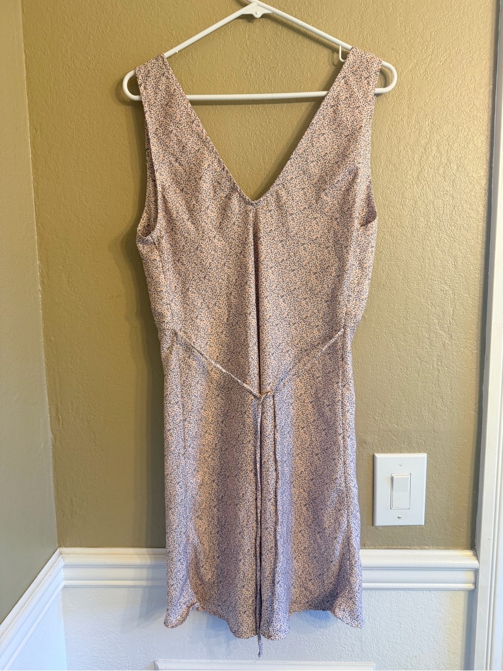 RESA Floral Print V-Neck Slip style Dress - Picture 3 of 5